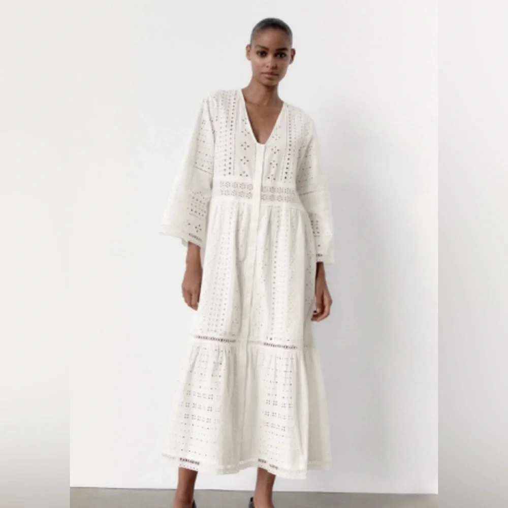 knee length dresses for ladies Zara White Multi Embroidery Maxi Size XS New (RRP £79.99) – The Wardrobe